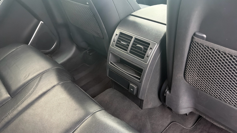 Jaguar F-Pace 2.0 P400e SE 5dr Auto AWD Estate